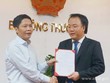 Ông Trần Hữu Linh thời điệm nhận quyết định giữ chức Chánh văn phòng Bộ Công Thương.