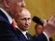 Tổng thống Vladmir Putin trong cuộc gặp với người đồng cấp Mỹ Donald Trump tại Phần Lan hồi tháng 7 (Ảnh: NBC)
