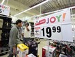 Người dân mua sắm trong ngày Black Friday tại California, Mỹ. (Ảnh: AFP/TTXVN).