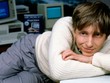 Bill Gates trong phòng làm việc tại Washington năm 1985. Ảnh: AFP.