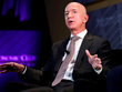 Tỷ phú Jeff Bezos, Giám đốc điều hành tập đoàn bán lẻ Amazon.