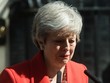 Thủ tướng Anh Theresa May nghẹn ngào khi thông báo kế hoạch từ chức tại London ngày 24/5. Ảnh: Reuters.