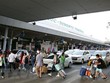 Hành khách di chuyển tại sân bay Tân Sơn Nhất. (Ảnh: Tiến Lực/TTXVN).