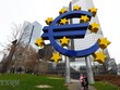 Biểu tượng đồng euro. (Ảnh: THX/TTXVN).
