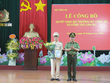 Thượng tướng Nguyễn Văn Thành, Thứ trưởng Bộ Công an trao quyết định điều động, bổ nhiệm đại tá Vũ Hồng Quang vào vị trí Giám đốc Công an tỉnh Cao Bằng.