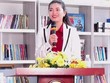 Bà Như điều hành một buổi livestream trấn an khách hàng sau khi Nguyễn Thái Luyện bị bắt.