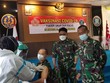 Indonesia tiêm chủng vaccine Covid-19 cho sĩ quan quân đội (Nguồn : tni.mil.id).
