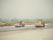 Các đơn vị thi công Dự án cải tạo nâng cấp đường cất hạ cánh, đường lăn sân bay Tân Sơn Nhất. (Ảnh: Thành Chung/TTXVN).