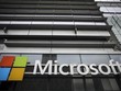 Biểu tượng Microsoft tại Trung tâm công nghệ Microsoft ở New York (Mỹ). (Ảnh: AFP/TTXVN).