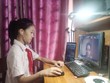 Học sinh lớp 6A2, Trường THCS Hoàng Mai (quận Hoàng Mai, Hà Nội) trong tiết học trực tuyến môn Ngữ văn. (Ảnh: Vietnam+).