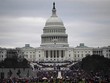Người biểu tình tập trung tại khu vực tòa nhà Quốc hội Mỹ ở Washington, DC ngày 6/1/2021. (Ảnh: AFP/TTXVN).
