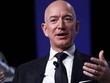 Tỷ phú giàu thứ 2 thế giới Jeff Bezos (Ảnh: Reuters).