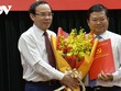 Ông Nguyễn Văn Nên trao quyết định cho ông Lê Văn Thinh (ảnh: Hà Khánh).