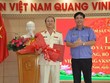 Ông Nguyễn Quang Dũng, Phó Viện trưởng Viện kiểm sát nhân dân tối cao trao quyết định bổ nhiệm Viện trưởng Viện kiểm sát nhân dân tỉnh Quảng Nam cho ông Trần Hoài Nam.