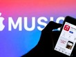 Apple tăng phí dịch vụ nghe nhạc và phát trực tuyến video. (Nguồn: Getty Images)