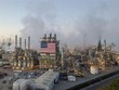 Một nhà máy lọc dầu ở Carson, bang California, Mỹ. (Ảnh: AFP/TTXVN).