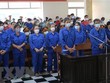 Các bị cáo tại phiên tòa ngày 24/5. (Ảnh: Công Mạo/TTXVN)