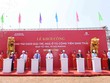 Phó Thủ tướng Hoàng Trung Hải và lãnh đạo TP. Hải Phòng bấm nút khởi công dự án