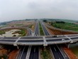Đường cao tốc giúp đẩy nhanh tốc độ lưu thông vận tải hành khách, hàng hóa.