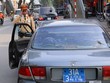 Tài xế khi vi phạm giao thông, không xuất trình được với cảnh sát giấy tờ xe bản gốcsẽ bị xử phạt 200.000-400.000 đồng. Ảnh minh hoạ. Bá Đô