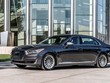 Genesis G90 - mẫu sedan hạng sang hiện được bán ra tại các đại lý của Hyundai.