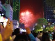 Pháo hoa và ánh sáng chào năm 2018 ở Hà Nội và TP HCM