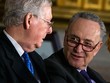 Lãnh đạo phe Cộng hòa tại Thượng viện Mitch McConnell (trái) và lãnh đạo phe Dân chủ Chuck Schumer. Ảnh:Getty Images.