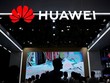 Gian hàng của Huawei tại triển lãm công nghệ CES năm ngoái ở Trung Quốc. Ảnh: Reuters.