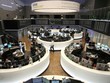 Chứng khoán châu Âu có phiên khởi sắc sau quyết định của ECB. Ảnh minh họa: AFP
