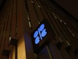Giá dầu kéo dài đà tăng sau quyết định của OPEC+