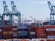 Các chuyến hàng container từ châu Á đến Mỹ sụt giảm mạnh do lạm phát