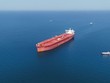 IEA: Tồn kho dầu toàn cầu lao dốc kỷ lục vì gián đoạn ở eo biển Hormuz