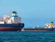 Eo biển Hormuz mở cửa trở lại đang làm thị trường dầu mỏ tràn ngập nguồn cung