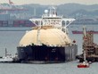 Châu Âu và châu Á bước vào cuộc cạnh tranh giành nguồn cung LNG