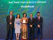 Bà Trần Thị Minh Đức nhận giải thưởng danh giá của The Asian Banker