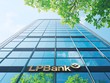 LPBank (LPB) báo lãi gần 6.000 tỷ đồng, thu ngoài lãi tăng 33% sau 6 tháng đầu năm 2026