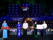Đại diện Ban Lãnh đạo Ngân hàng TMCP Ngoại thương Việt Nam tham dự và trao quà tại sự kiện
