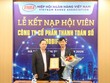 TS. Đào Minh Tú, Phó chủ tịch kiêm Tổng Thư ký Hiệp hội Ngân hàng Việt Nam (bên trái) và ông Phan Thanh Sơn, Tổng Giám đốc MDP (bên phải).