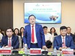 Tham dự Lễ ký kết, về phía Agribank có ông Tô Huy Vũ - Chủ tịch Hội đồng thành viên (đứng); ông Phạm Toàn Vượng - Thành viên Hội đồng thành viên, Tổng Giám đốc (ngồi bên phải) cùng các thành viên Ban lãnh đạo
