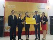 Sun Life Việt Nam chi trả bảo hiểm hơn 306 triệu đồng cho khách hàng
