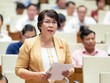 ĐBQH Trần Thị Thanh Lam (đoàn Bến Tre) phát biểu tại Hội trường chiều 1/11.