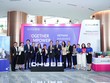 Tại không gian kết nối của Chubb, đại diện Chubb Life Việt Nam cùng lãnh đạo cơ quan quản lý và Hiệp hội Bảo hiểm Việt Nam chia sẻ khoảnh khắc gặp gỡ trong khuôn khổ Vietnam Insurance Summit 2026. 
