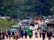 Khi mua gom hàng tại khu vực chợ biên giới, thương nhân phải làm thủ tục hải quan như đối với hàng nhập khẩu qua cửa khẩu