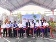 Các đại biểu cắt băng khai mạc Tuần lễ hàng Việt Nam và sản phẩm OCOP tại MM Mega Market An Phú, TP. HCM