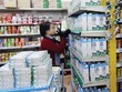 Dịch bệnh không ảnh hưởng nhiều đến tiêu thụ sữa Ảnh: Đức Thanh
