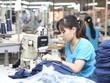 Ngành dệt may được dự báo tăng trưởng trong năm nay. Ảnh: Chí Cường