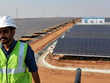 Công viên điện mặt trời 2.000 MW Shakti Sthala tại thị trấn Pavagada, bang Karnataka, Ấn Độ. Ảnh: AFP
