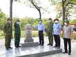 Bí thư Tỉnh uỷ Đắk Lắk, ông Nguyễn Đình Trung trong lần thăm cột mốc biên giới trên địa bàn tỉnh.