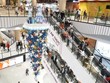 Lượng khách đến tham quan mua sắm tại Aeon Mall Hải Phòng trung bình mỗi ngày đón nhận 8.000-10.000 khách tham quan và mua sắm. Ảnh: VQ