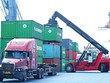 Vào mùa cao điểm, các hãng tàu, container thường đồng loạt tăng mạnh giá cước Ảnh: Dũng Minh 